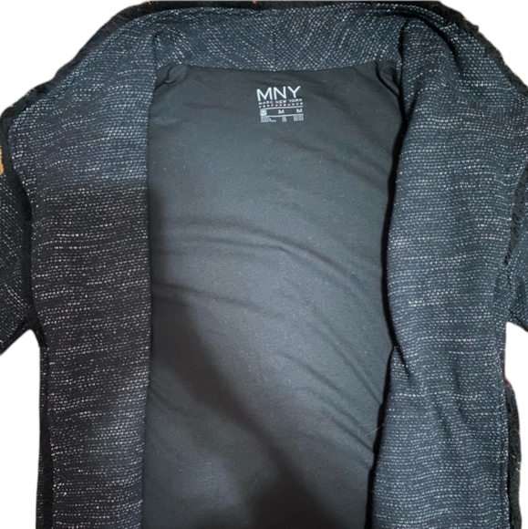 💖NWOT MNY by Andrew Marc Cardigan! - Picture 2 of 6